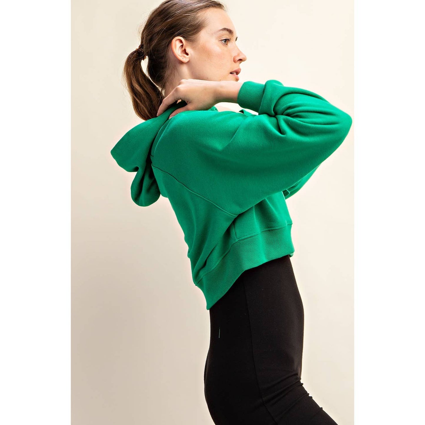 FRENCH TERRY LONG SLEEVE HOODIE CROP JACKET: Kelly Green