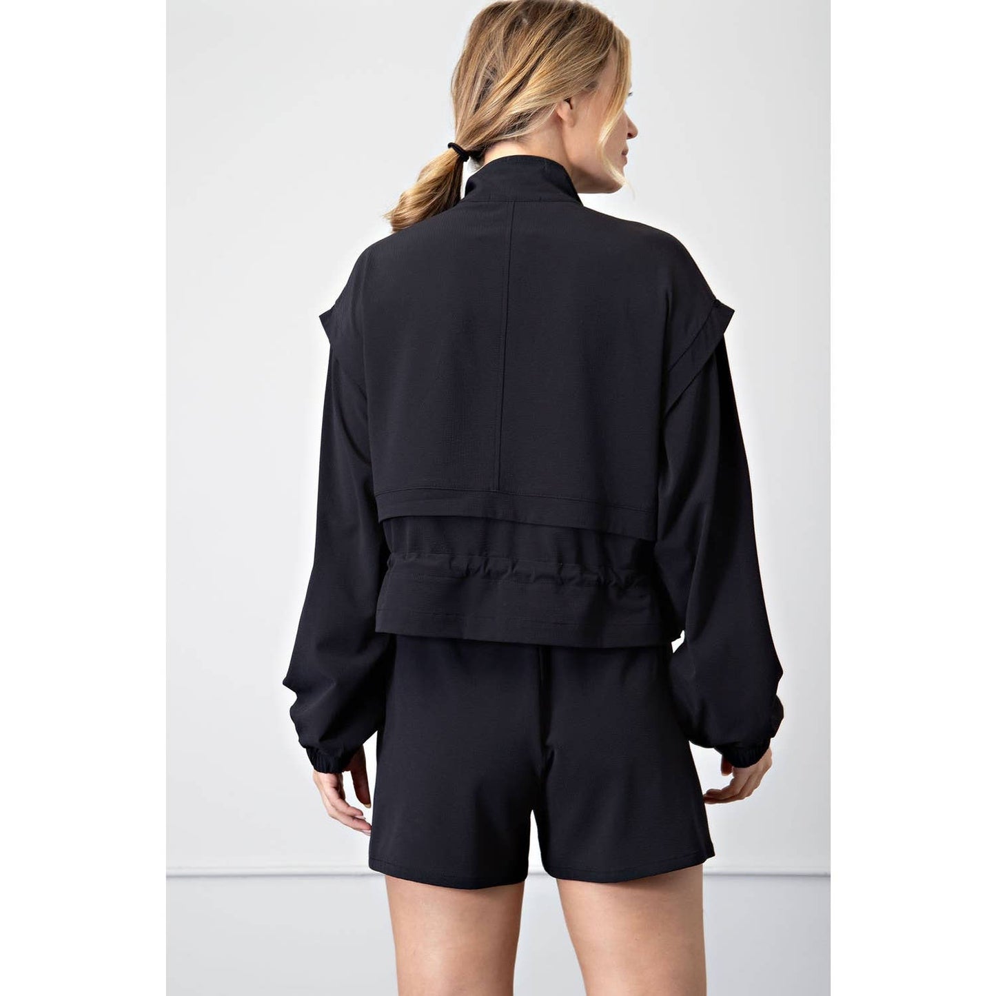 CRINKLE WOVEN CROPPED JACKET