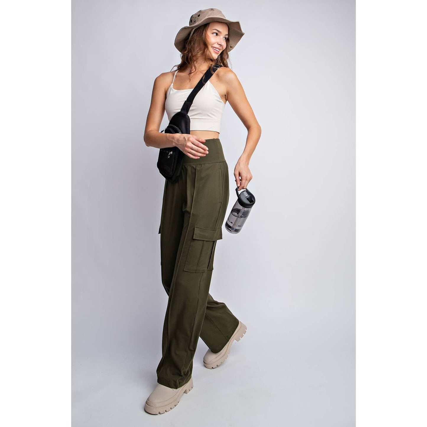 BUTTER STRAIGHT LEG CARGO PANTS: Olive